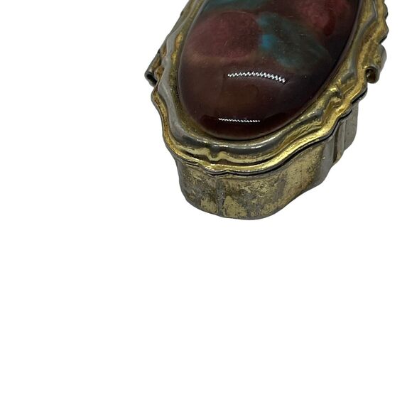 Charming Pill Box Vintage Retro Gold Tone Puffed Lid Retro Chic Aged Finish - Picture 3 of 14